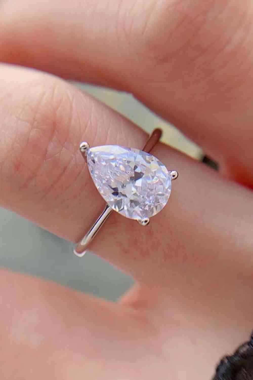 Snowdrop Ring